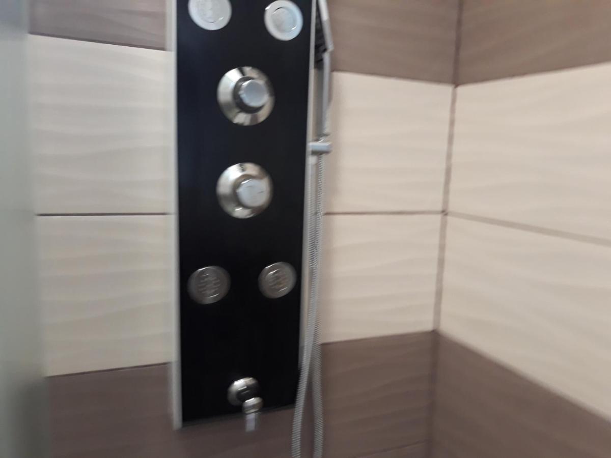 Andi Apartman Pacir 外观 照片